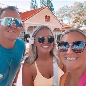 Meet your Posher, Janna